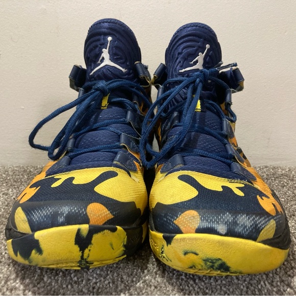 Air Jordan 28 MARQUETTE - Picture 3 of 13